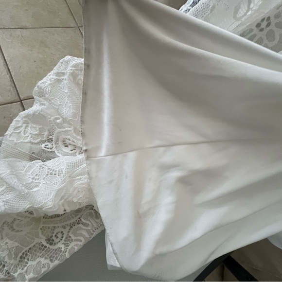 Eddy K Sample Wedding Dress - Picture 13 of 14